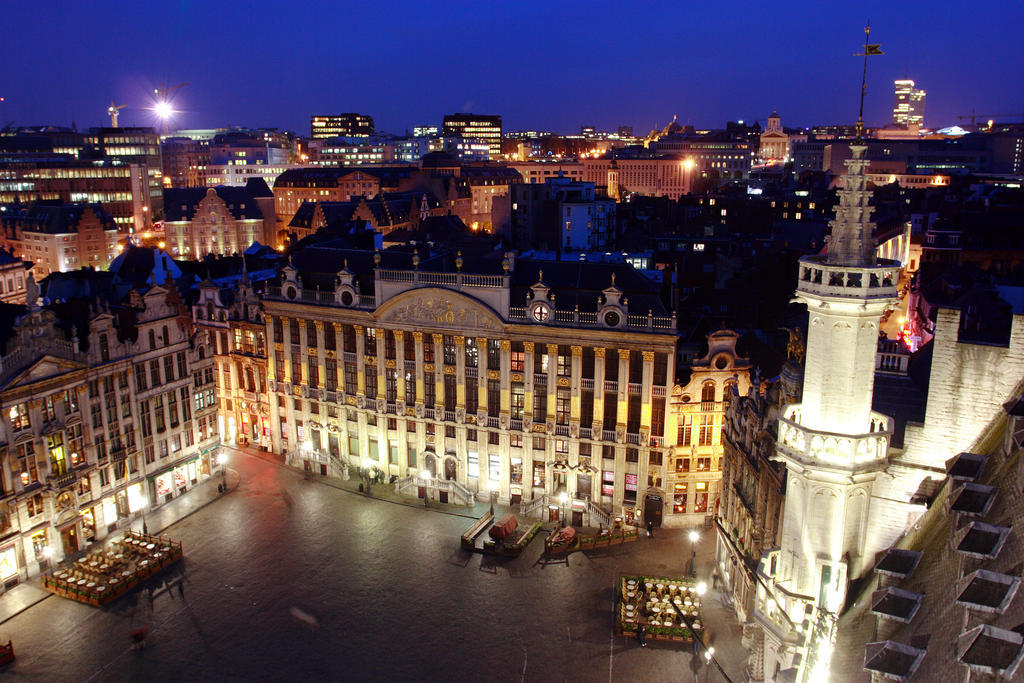Hostel Louise Ixelles ภายนอก รูปภาพ